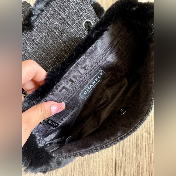 Chanel Black Fantasy Fur and Tweed Classic Flap Bag - Picture 7 of 10